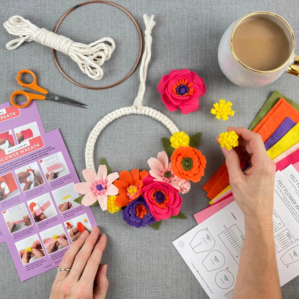 Bergin + Bath SPRING WREATH Felt Flower + Macrame Kit