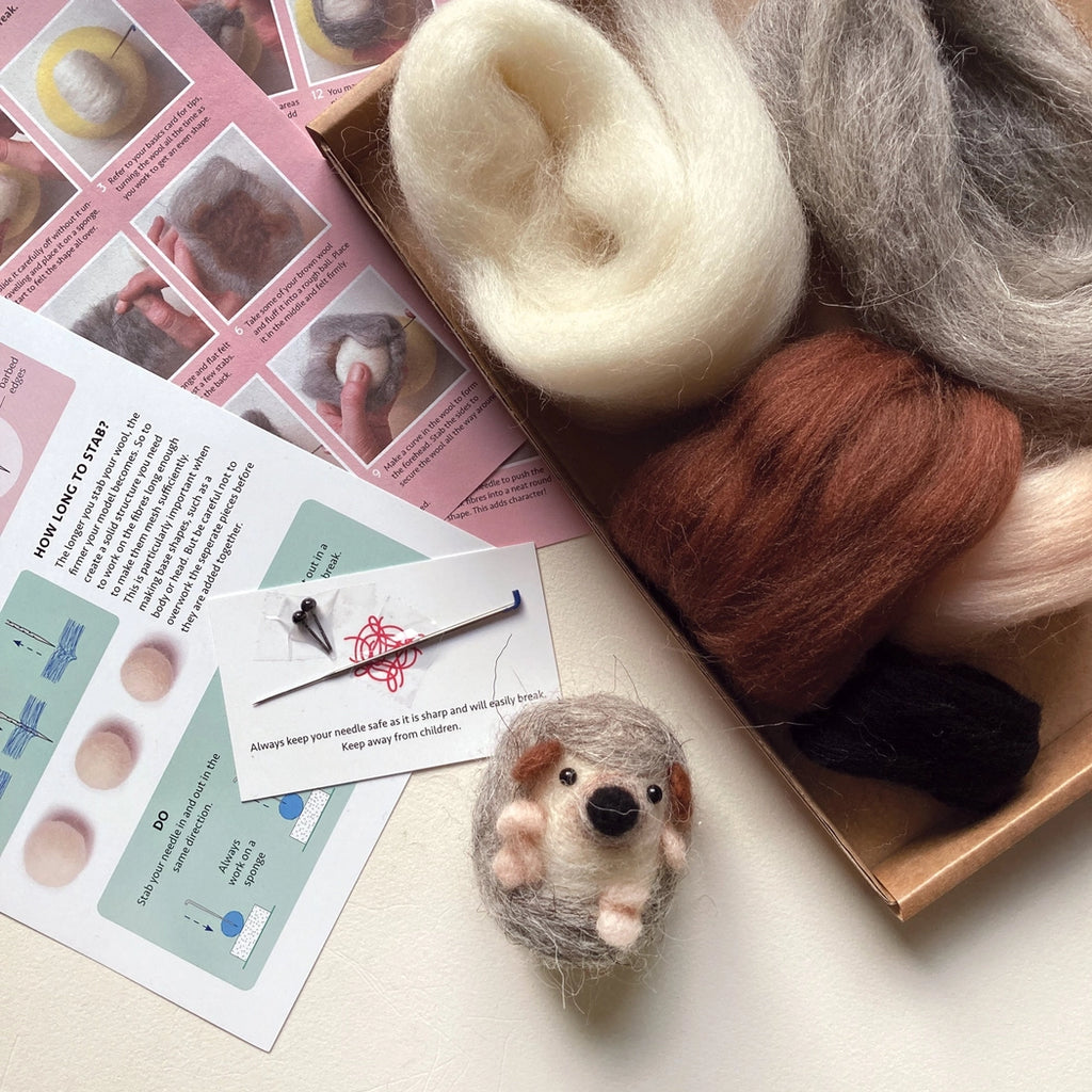 Bergin + Bath HEDGEHOG Beginner Needle Felting Kit
