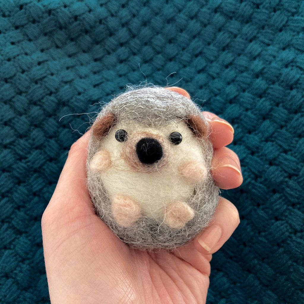 Bergin + Bath HEDGEHOG Beginner Needle Felting Kit