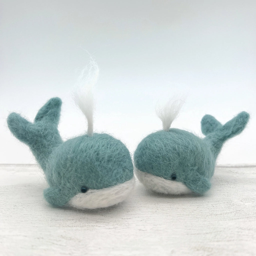 Bergin + Bath WHALES Beginner Needle Felting Kit (Copy)